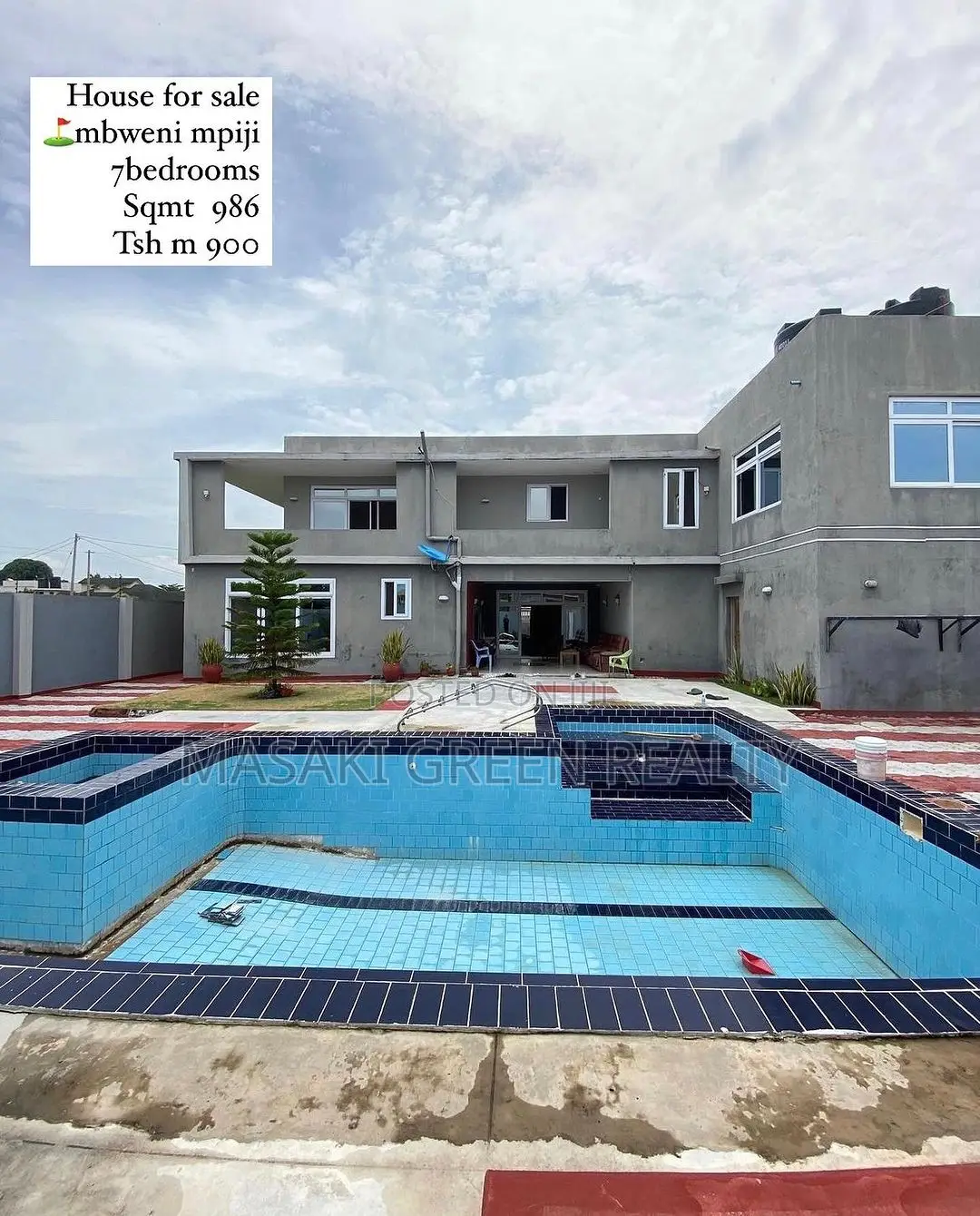 7bdrm Mansion in Mbweni Mpiji, Kinondoni for sale in Kinondoni