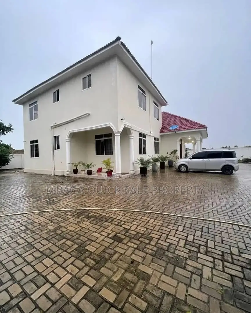 5bdrm House in Bahari Beach, Kunduchi for rent in Kunduchi