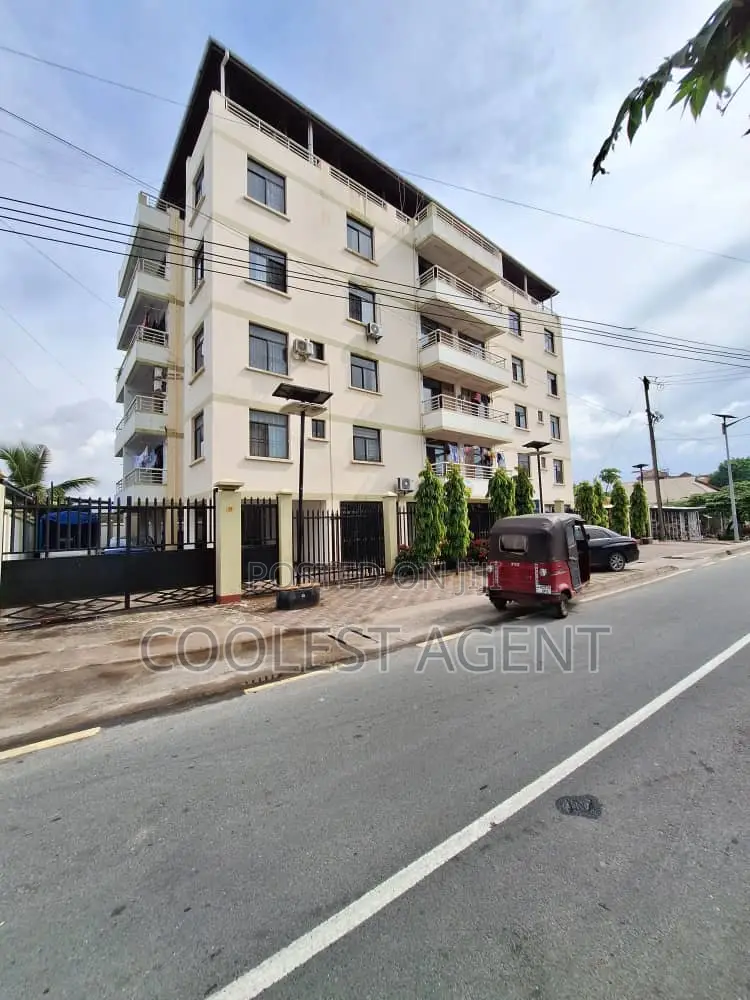 5bdrm Apartment in Morocco, Kinondoni for rent in Kinondoni