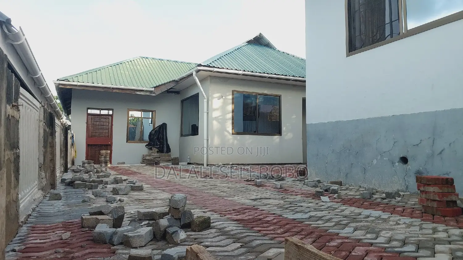 5bdrm House in Changanyikeni Udsm, Kinondoni for sale in Kinondoni