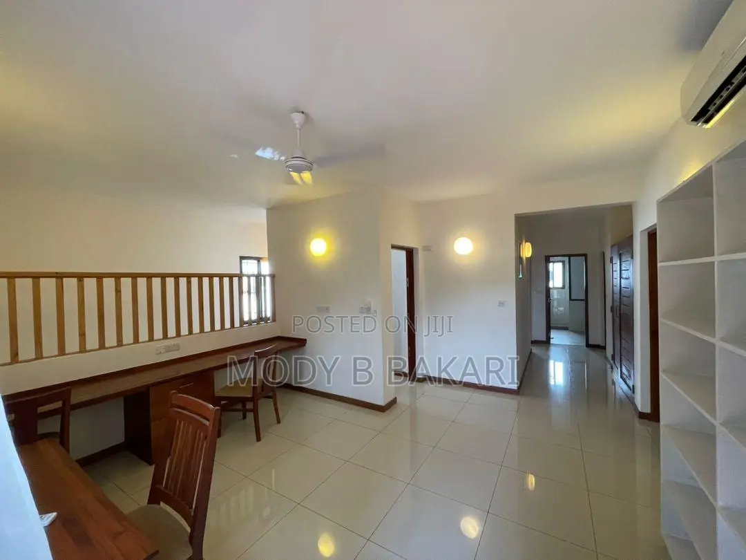 Furnished 4bdrm Villa in Oyster Bay for rent in Oyster Bay