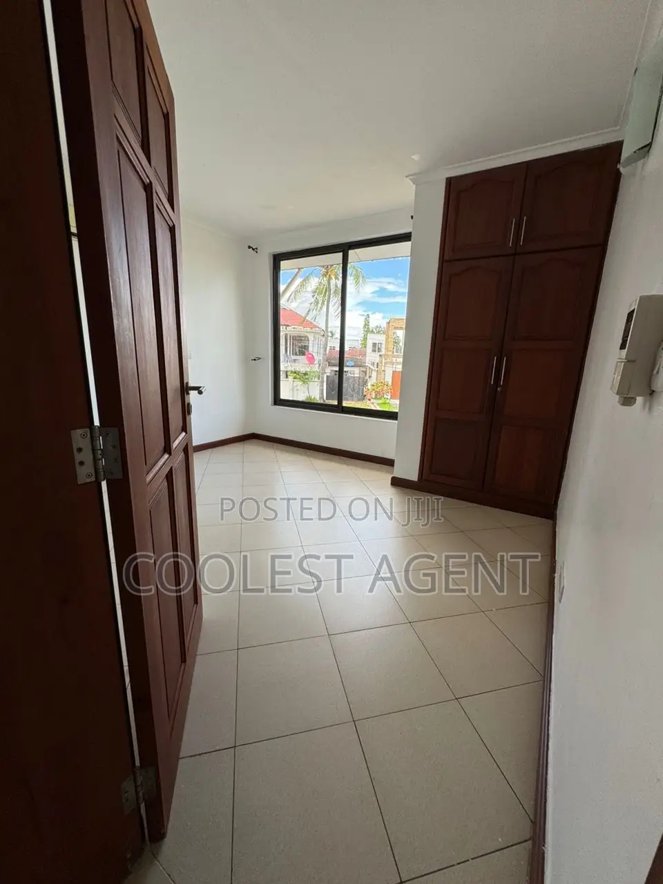 3bdrm Villa in Mbezibeach, Kinondoni for rent in Kinondoni