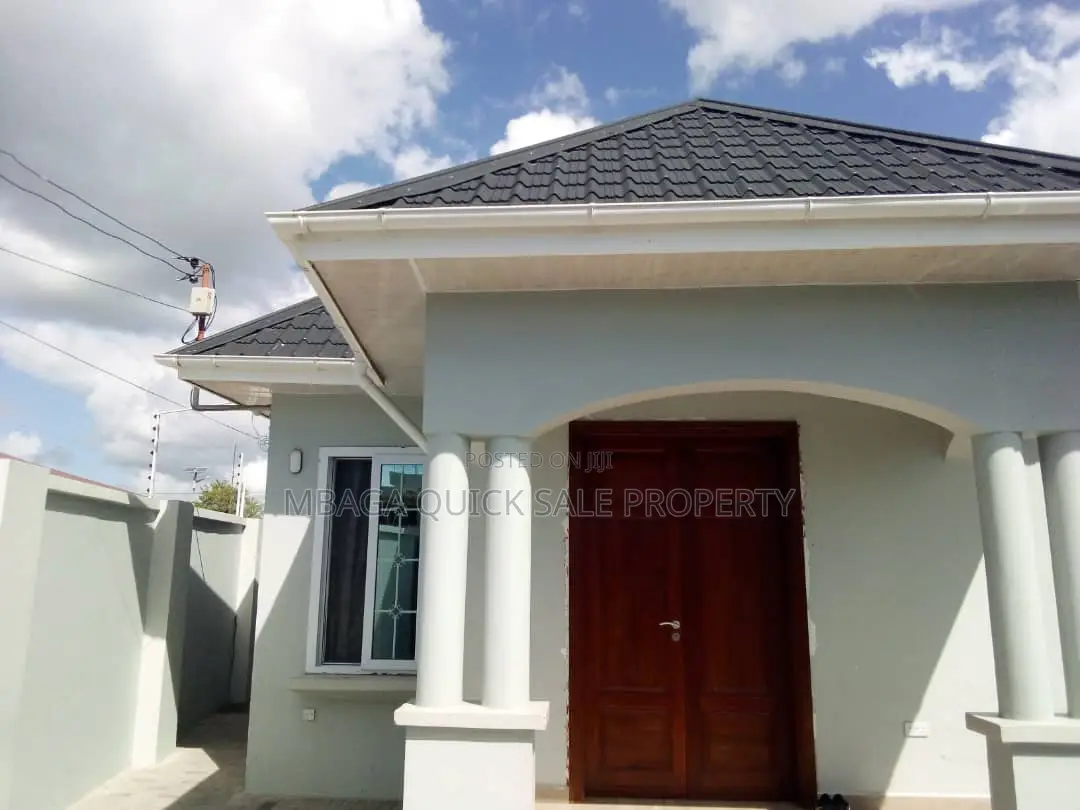 3bdrm Bungalow in Kinondoni for sale in Kinondoni