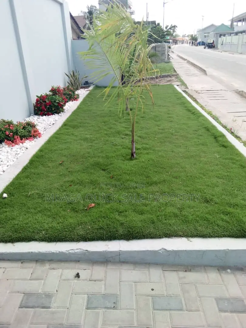 3bdrm Bungalow in Kinondoni for sale in Kinondoni