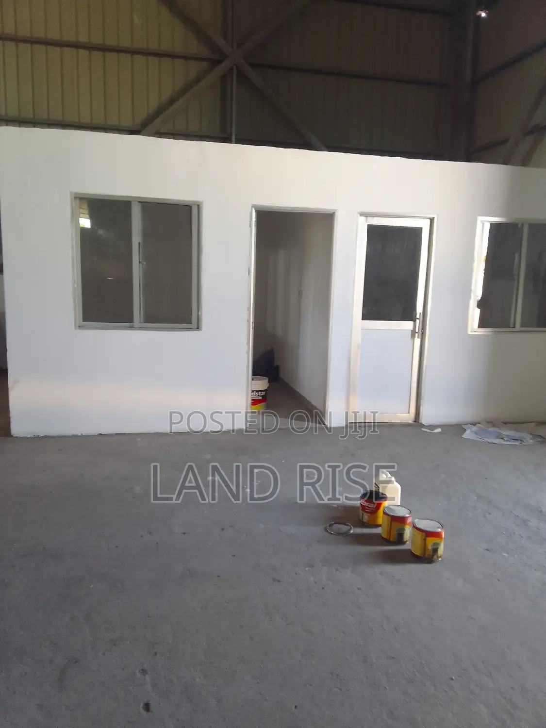 1400 SQM Warehouse in Tegeta in Kinondoni