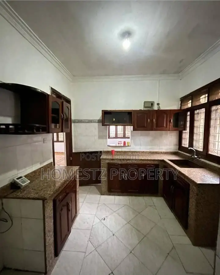 3bdrm House in Mbezi Beach, Kinondoni for sale in Kinondoni