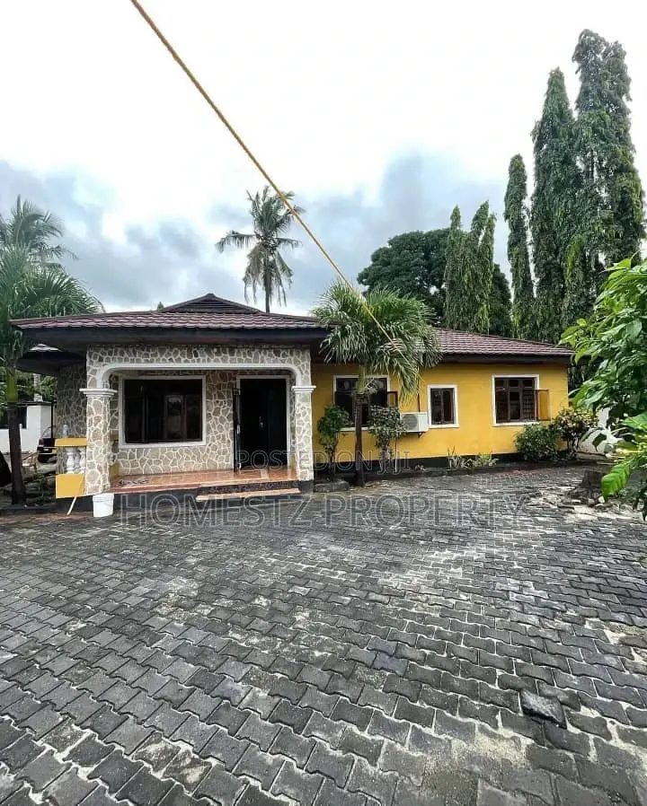 3bdrm House in Mbezi Beach, Kinondoni for sale in Kinondoni