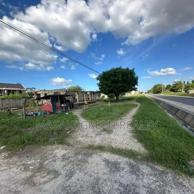 877 SQM Plot for Sale at Mbweni Malindi in Kinondoni