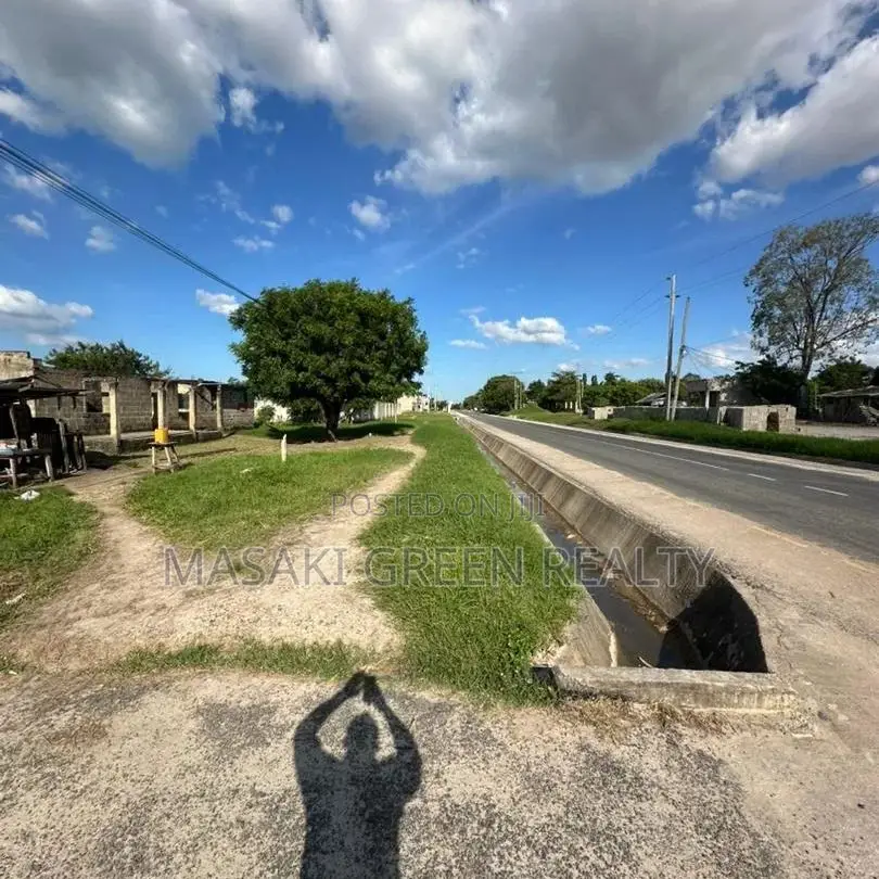 877 SQM Plot for Sale at Mbweni Malindi in Kinondoni