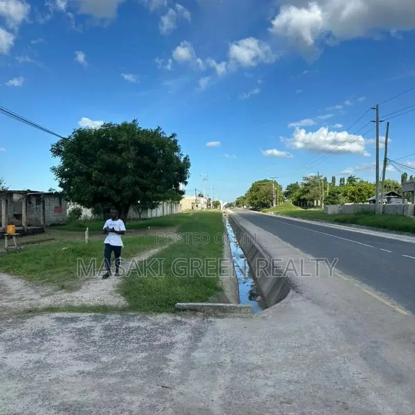877 SQM Plot for Sale at Mbweni Malindi in Kinondoni