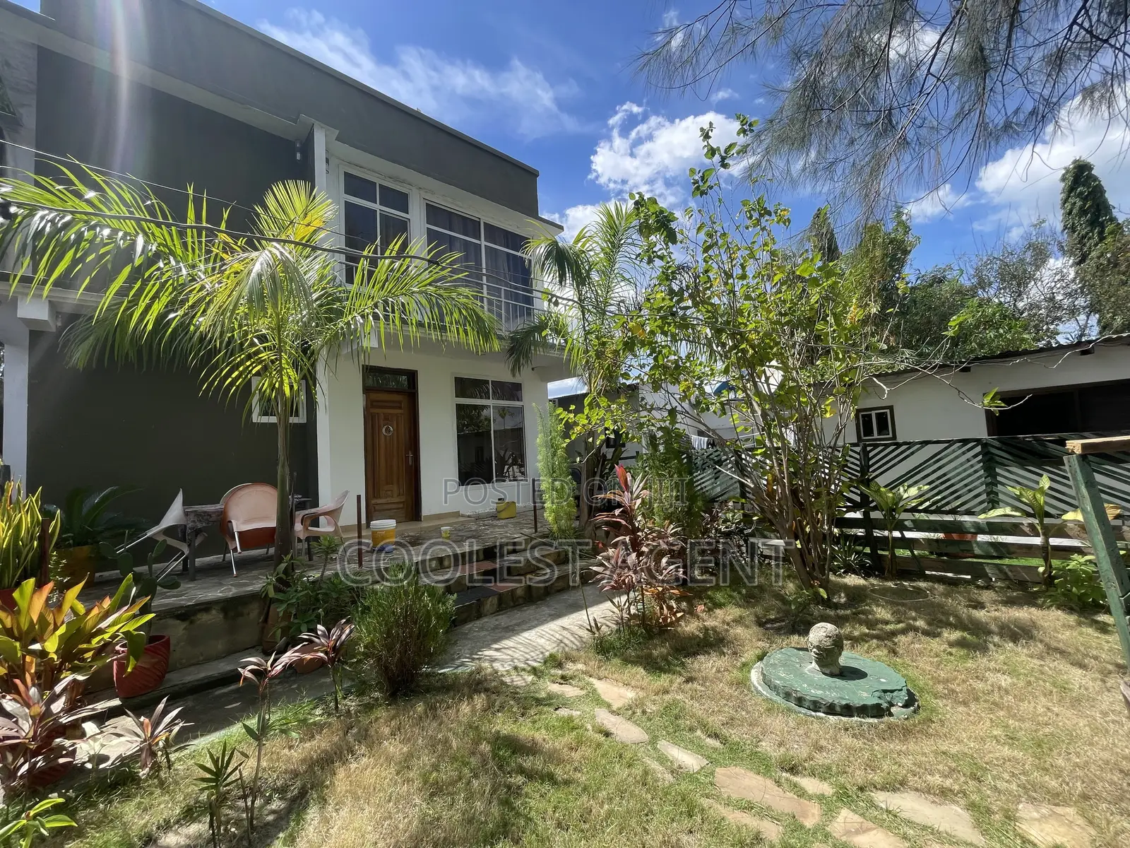 Furnished 2bdrm Villa in Mbezibeach, Kinondoni for rent in Kinondoni