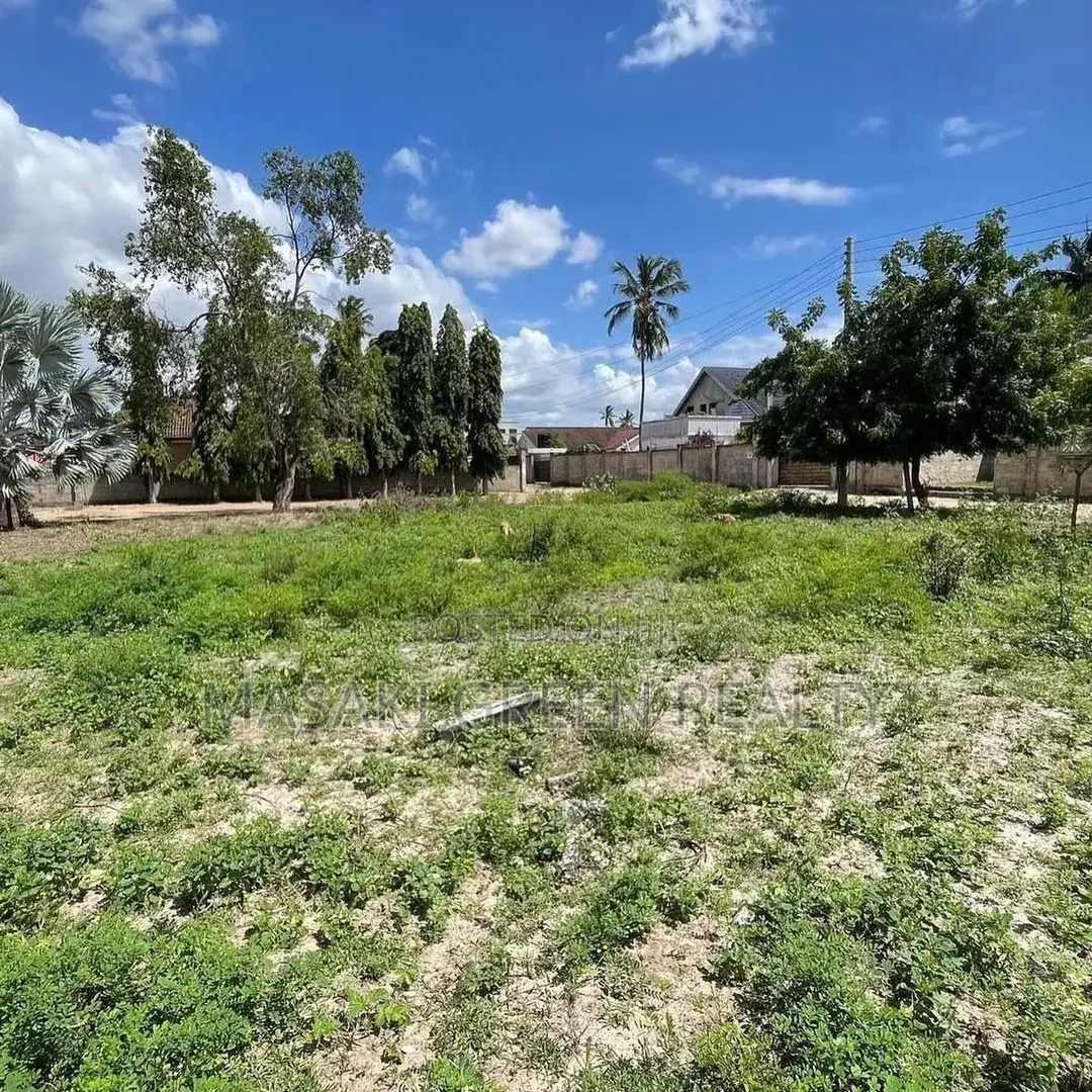 1420 SQM for Sale at Ununio Beach in Kinondoni