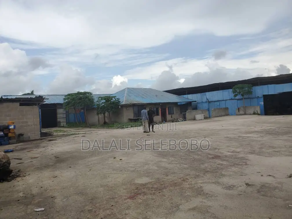 Busness Center at Buguruni in Buguruni