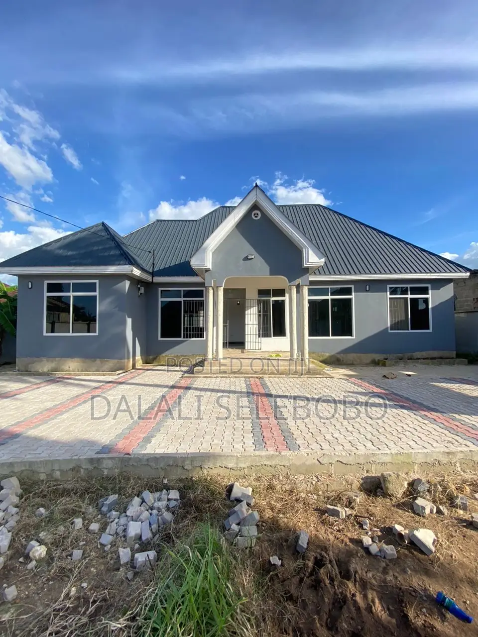 4bdrm Bungalow in Mbweni Mpiji for rent in Mbweni