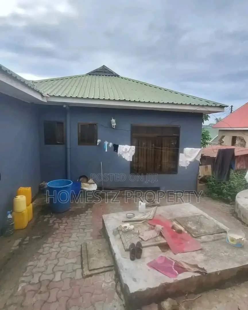 3bdrm House in Kimara, Kinondoni for sale in Kinondoni