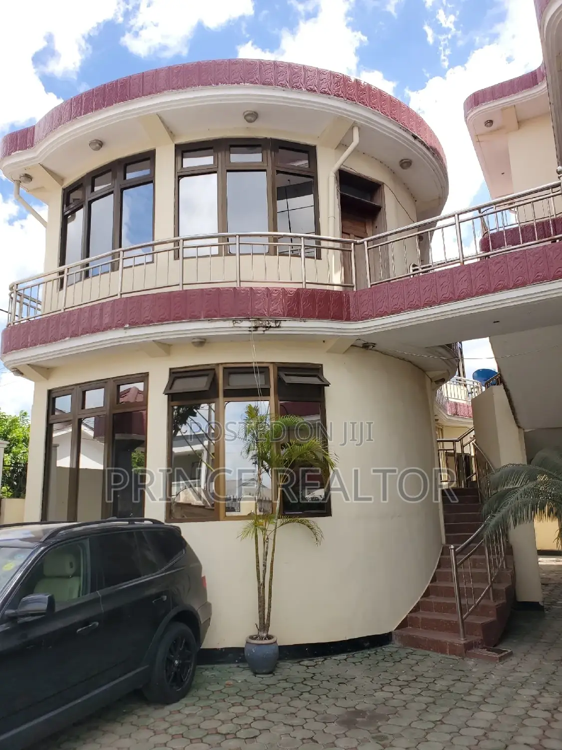 20bdrm Apartment in Kinondoni for sale in Kinondoni