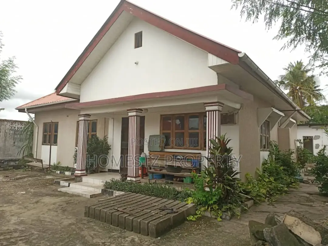 3bdrm House in Madale Polisi, Kinondoni for sale in Kinondoni