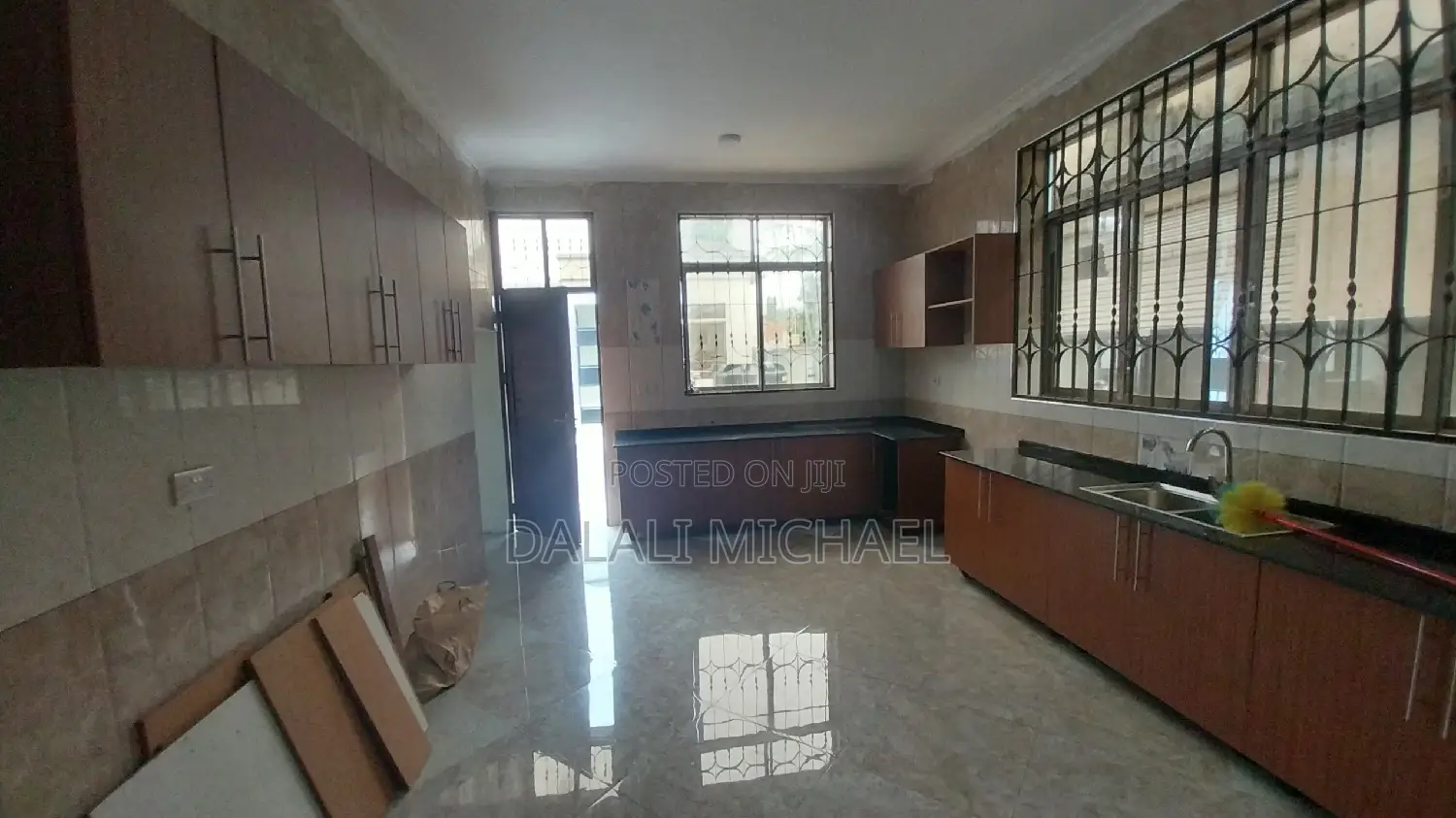 4bdrm Bungalow in Mbezibeach for rent in Mbezi Beach