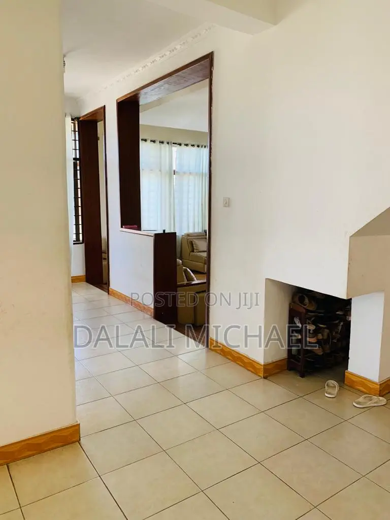 5bdrm House in Goba for sale in Goba