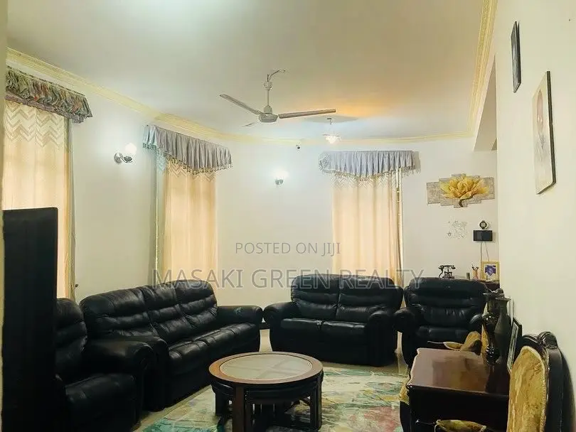 8bdrm Mansion in Mikocheni A, Kinondoni for sale in Kinondoni