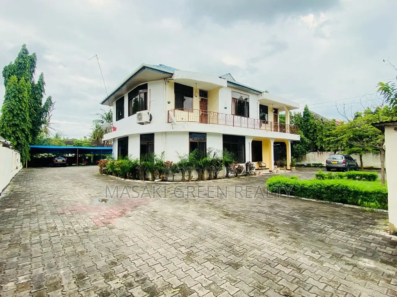 8bdrm Mansion in Mikocheni A, Kinondoni for sale in Kinondoni
