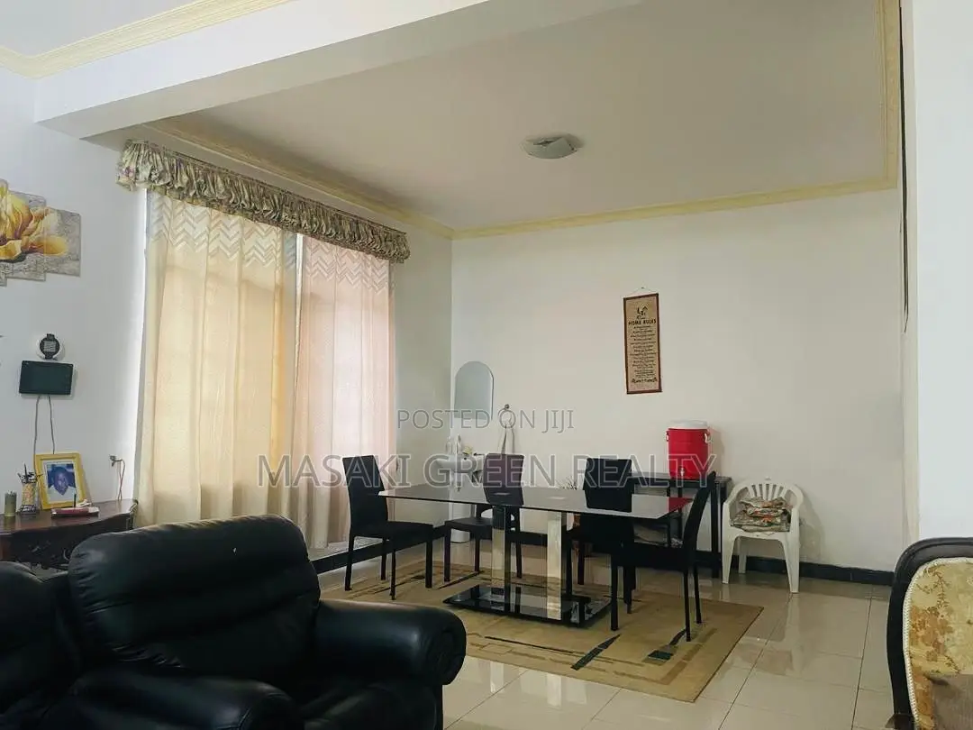 8bdrm Mansion in Mikocheni A, Kinondoni for sale in Kinondoni