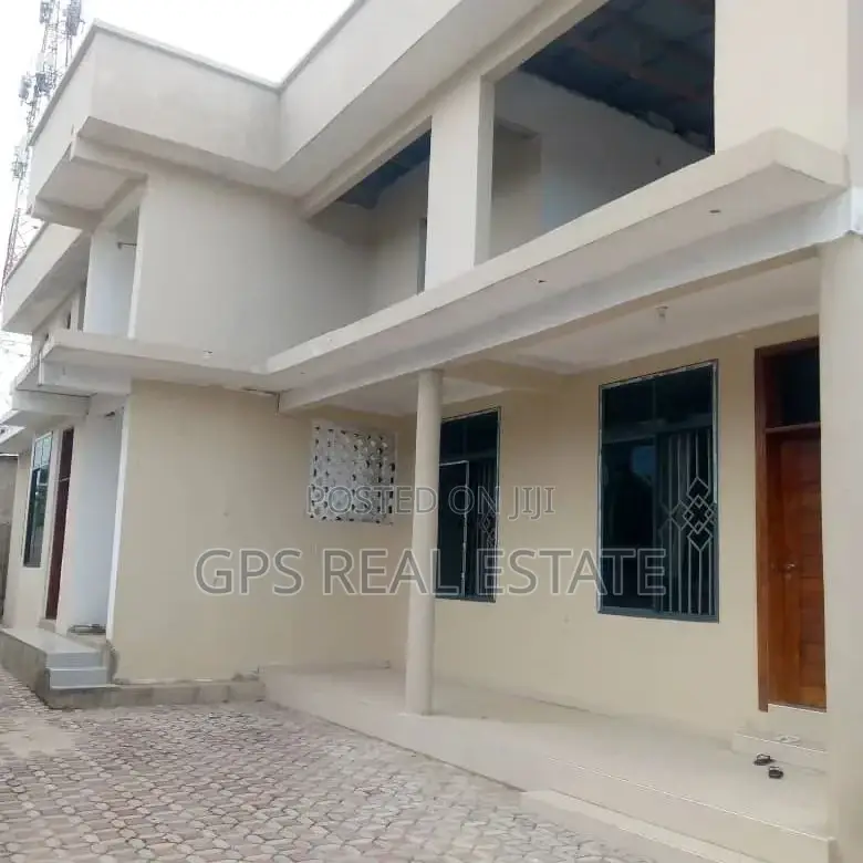 6bdrm Apartment in Ununio, Kinondoni for sale in Kinondoni