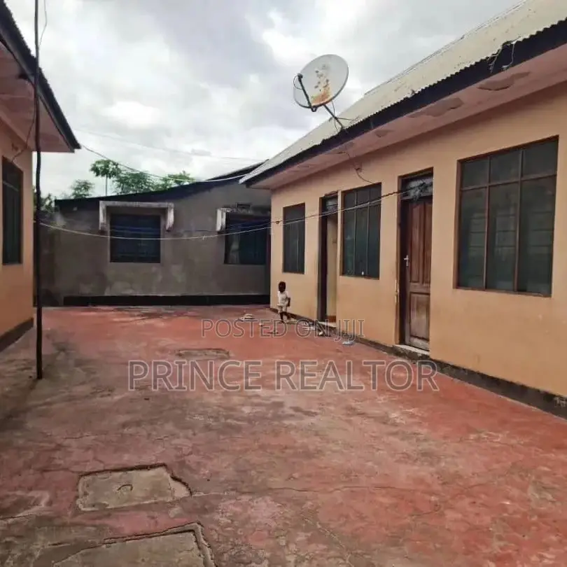 6bdrm House in Mbagala Zackiem, Temeke for sale in Temeke