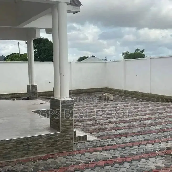 4bdrm House in Dege, Kigamboni for sale in Kigamboni