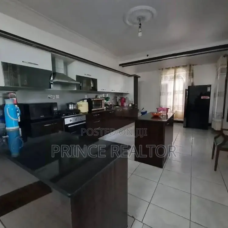 4bdrm Mansion in Mbezi Beach, Kinondoni for sale in Kinondoni
