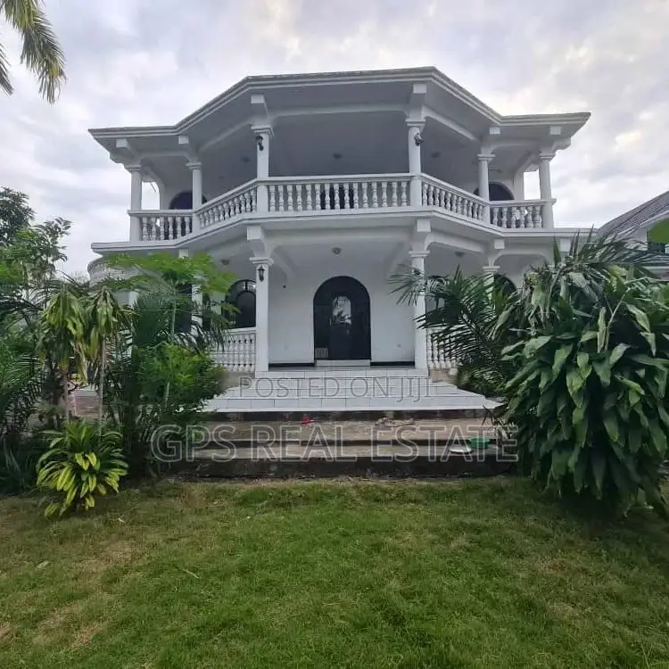 4bdrm Mansion in Mbezi Beach, Kinondoni for sale in Kinondoni