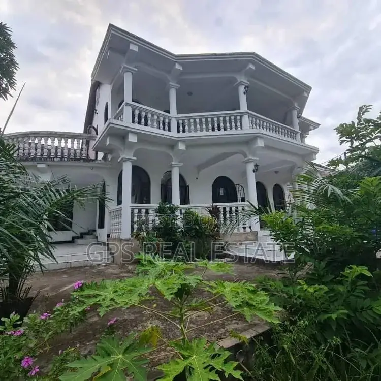 4bdrm Mansion in Mbezi Beach, Kinondoni for sale in Kinondoni