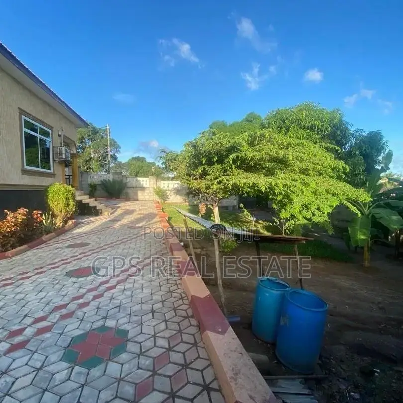 3bdrm House in Pugu Kajiungeni, Ilala for sale in Ilala