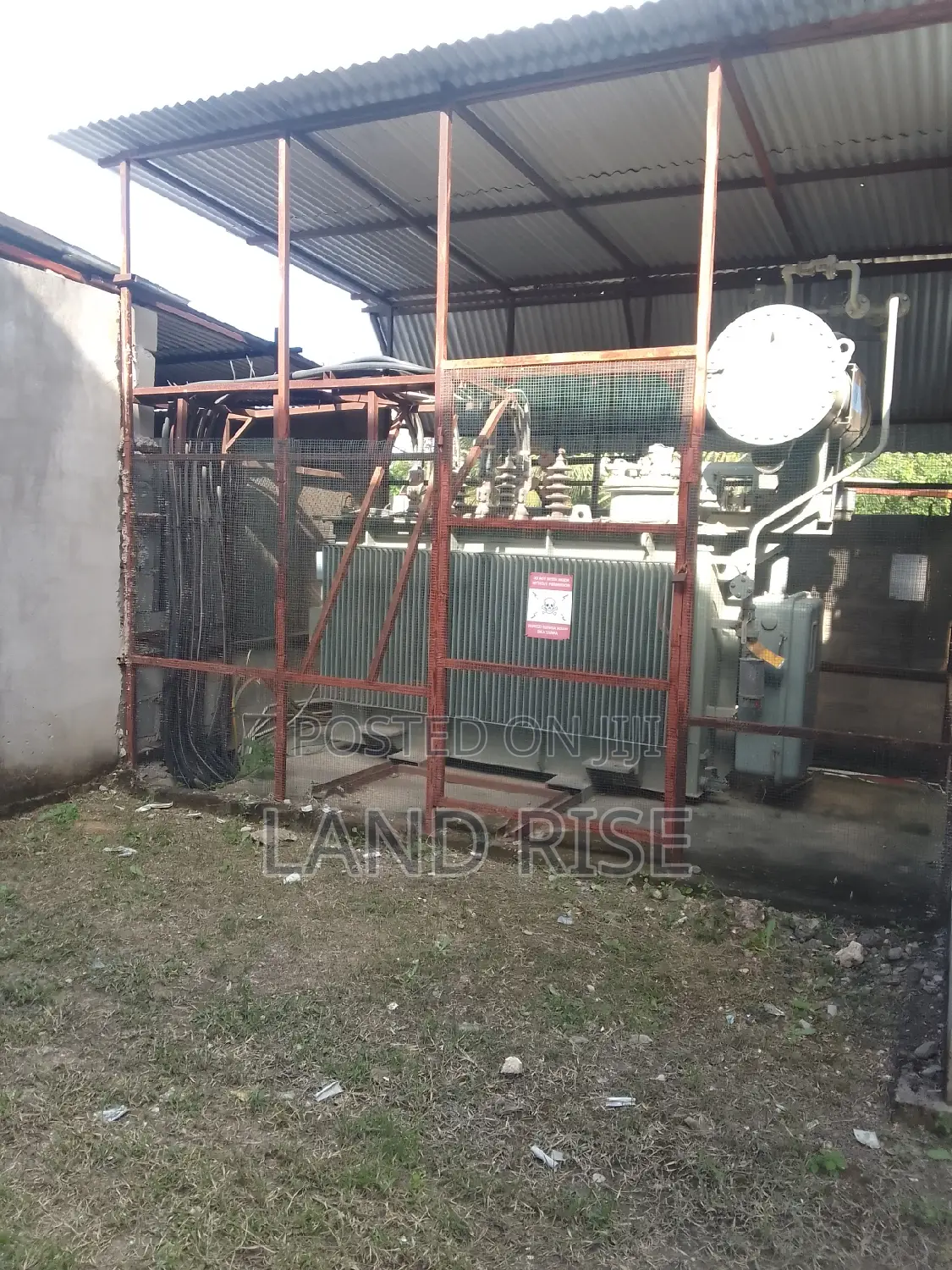1800 SQM Warehouse in Bagamoyo Zinga in Zinga
