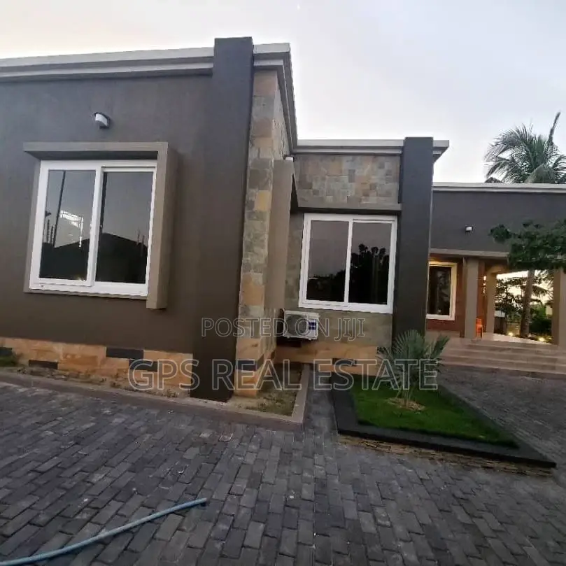3bdrm Mansion in Madale, Kinondoni for sale in Kinondoni
