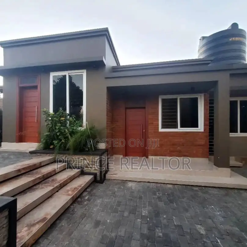 3bdrm Mansion in Madale, Kinondoni for sale in Kinondoni