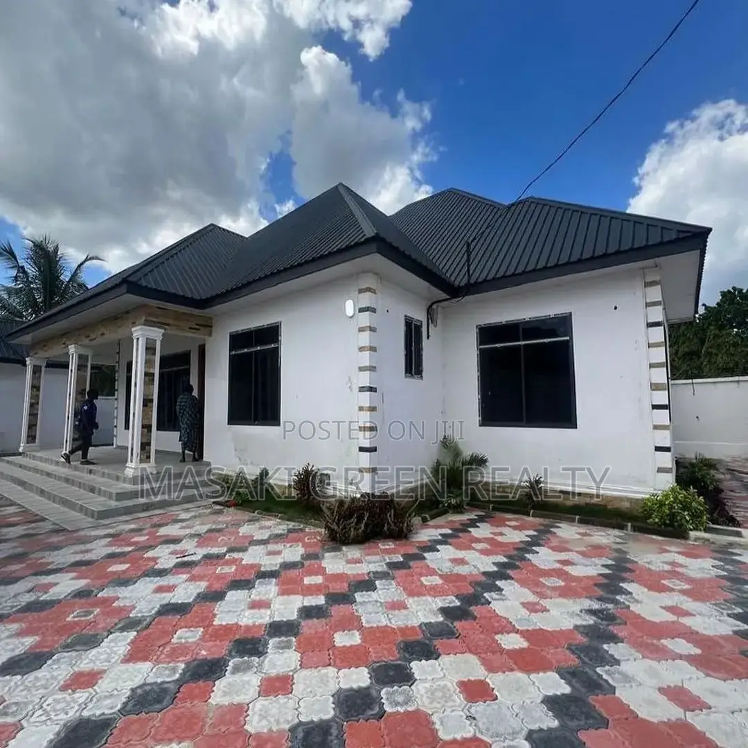 3bdrm House in Tegeta Wazo, Kinondoni for sale in Kinondoni