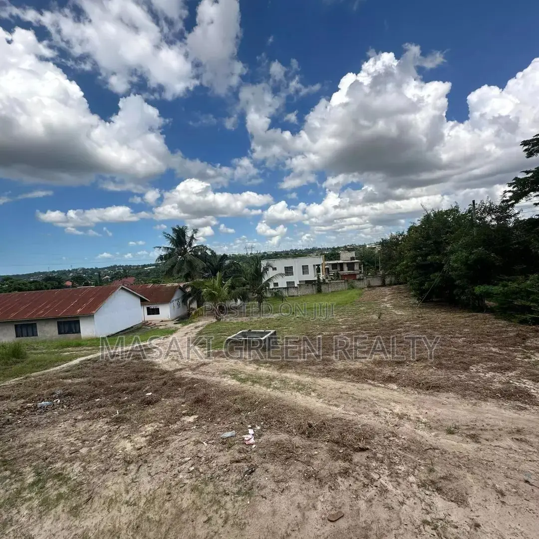 5000 SQM Plot for Sale at Goba in Goba