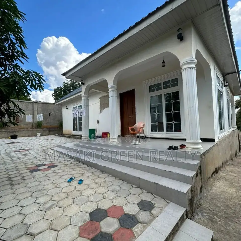 4bdrm House in Madale, Kinondoni for sale in Kinondoni