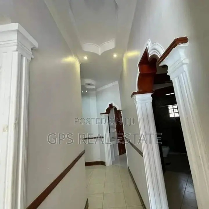 4bdrm House in Burka, Arusha for sale in Arusha
