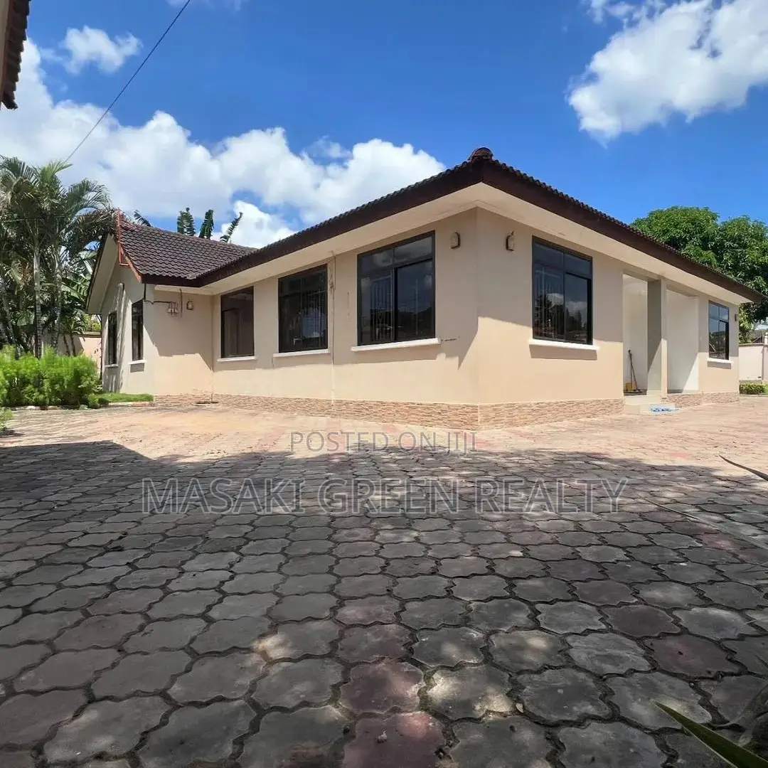 3bdrm House in Mbezi Beach, Kinondoni for sale in Kinondoni