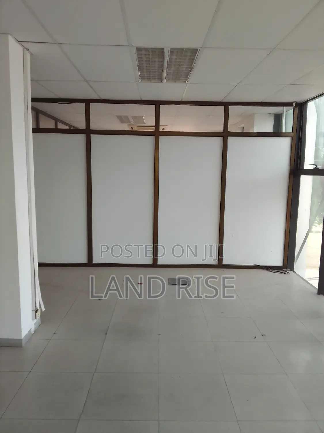 174 SQM Office Space in Kawe in Kinondoni