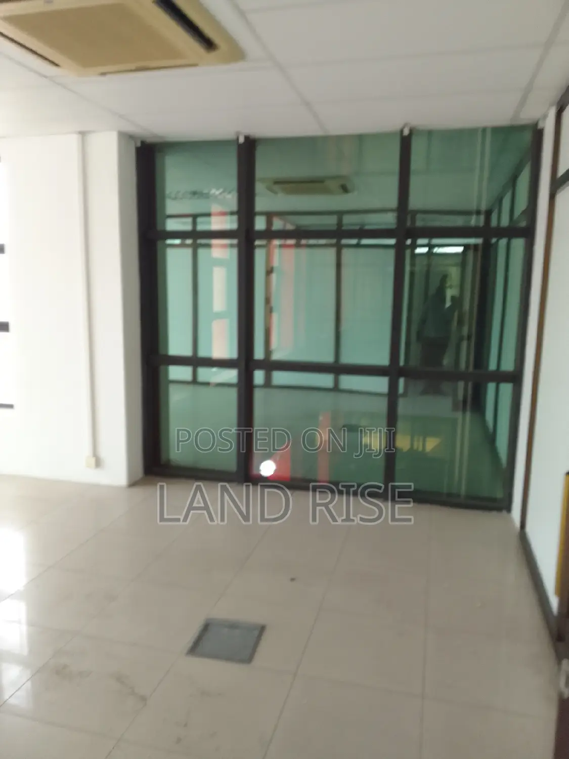 174 SQM Office Space in Kawe in Kinondoni