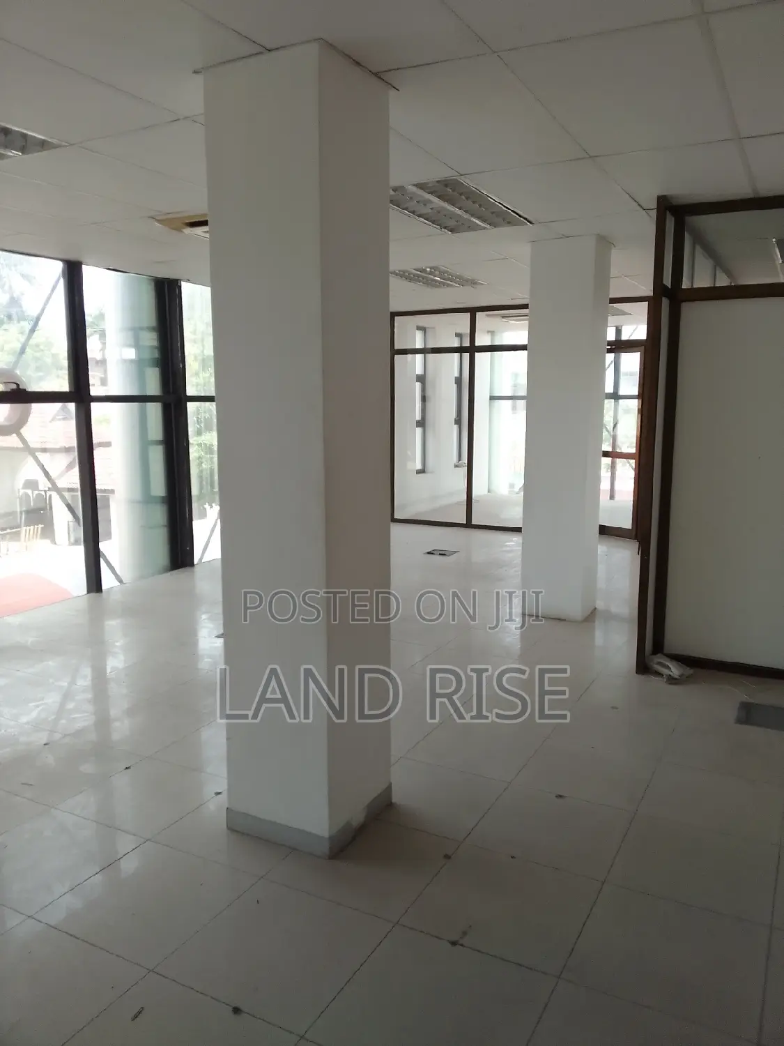 174 SQM Office Space in Kawe in Kinondoni