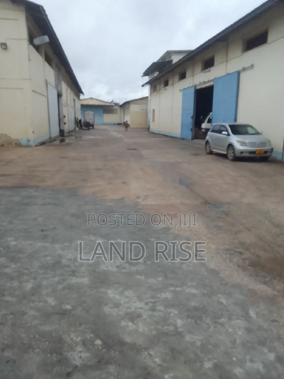 300 SQM in Nyerere Road in Vingunguti