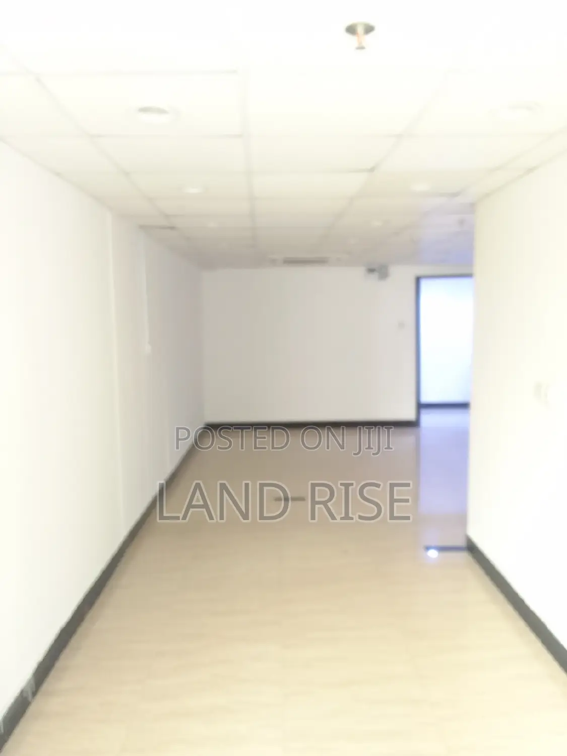 105 SQM Office Space in Posta in Kivukoni