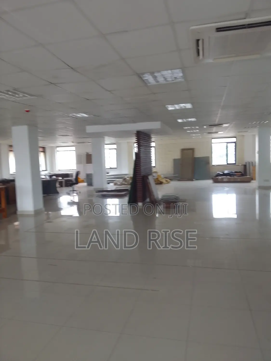 420 SQM Office Space in Gerezani