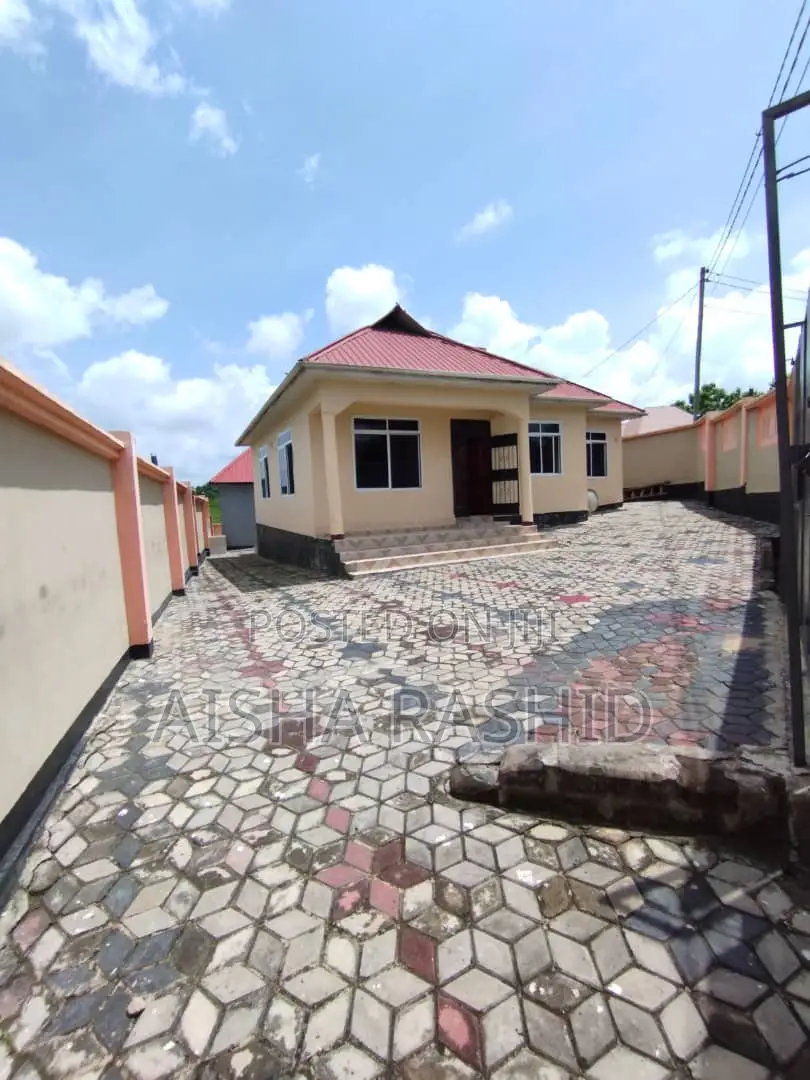 3bdrm House in Kinondoni for rent in Kinondoni