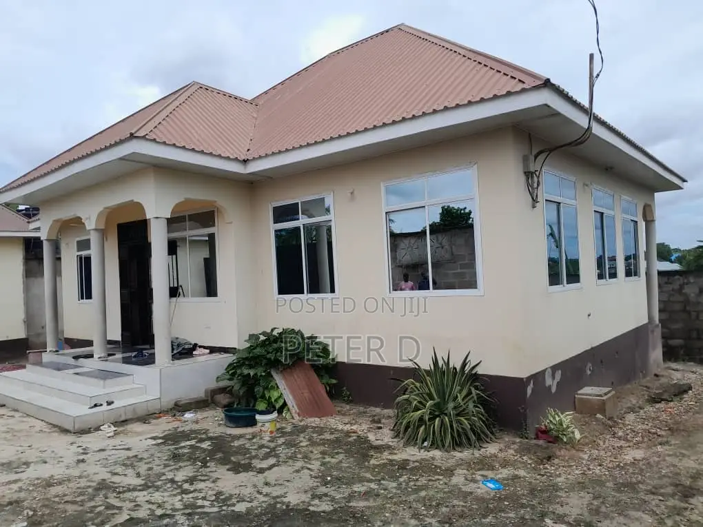 3bdrm House in Kinyerezi, Tabata for sale in Tabata