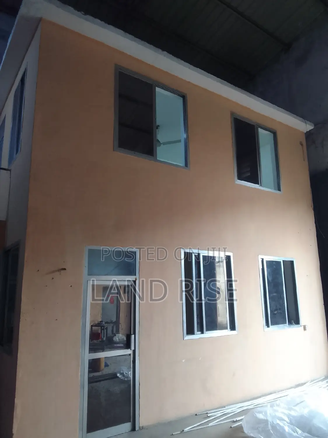750 SQM Warehouse in Chang'ombe in Chang'ombe